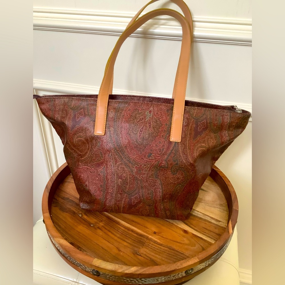 RARE ETRO Milano Red/Bordeaux Paisley tote, square base,hidden int. floor pocket